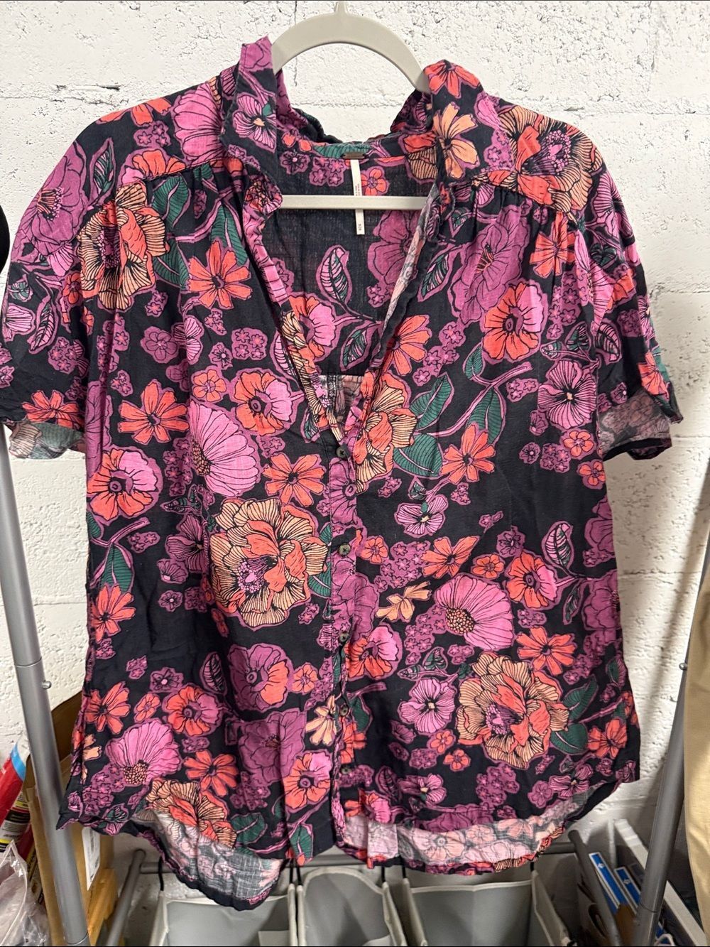 Woven Floral Button-Front Women’s Top - Black/Pink FREE PEOPLE - Size Medium